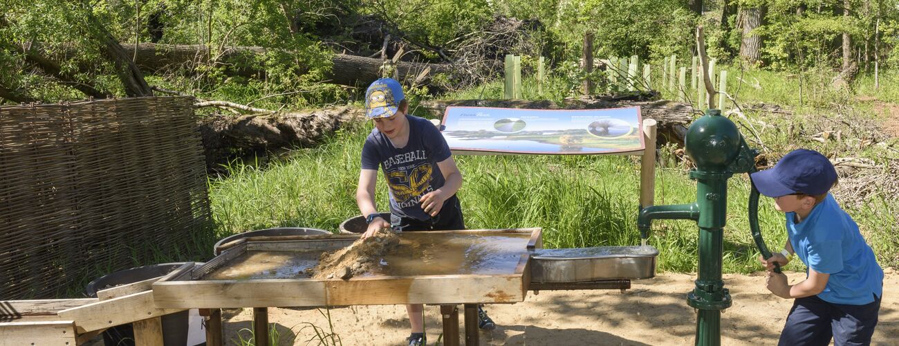 20180507_Dieter_Damschen_Wasserspieltisch_AuenReich (41)