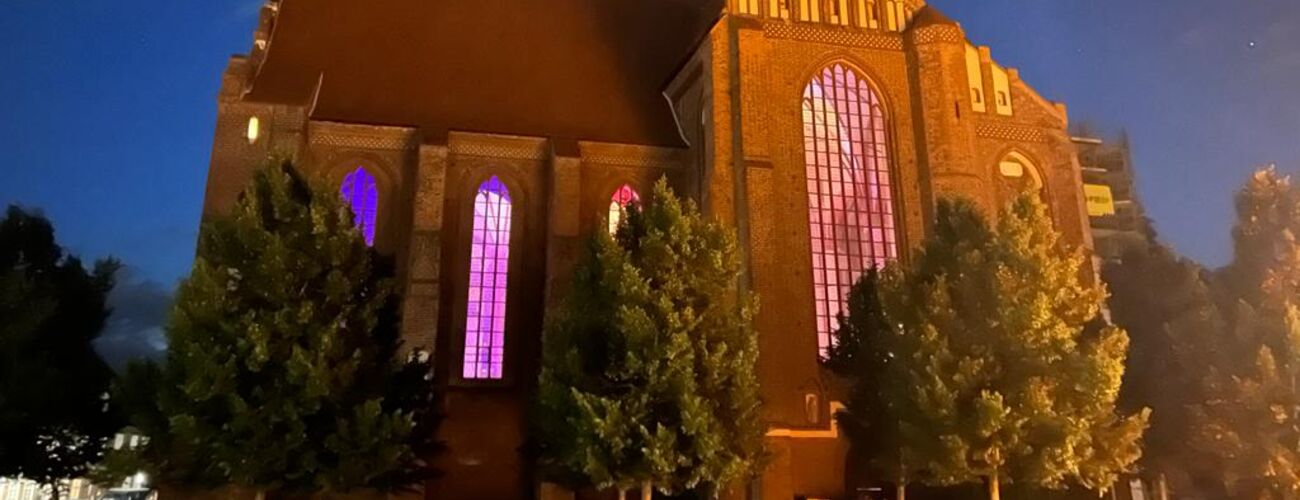 Die Wunderblutkirche St. Nikolai in Bad Wilsnack, nachts