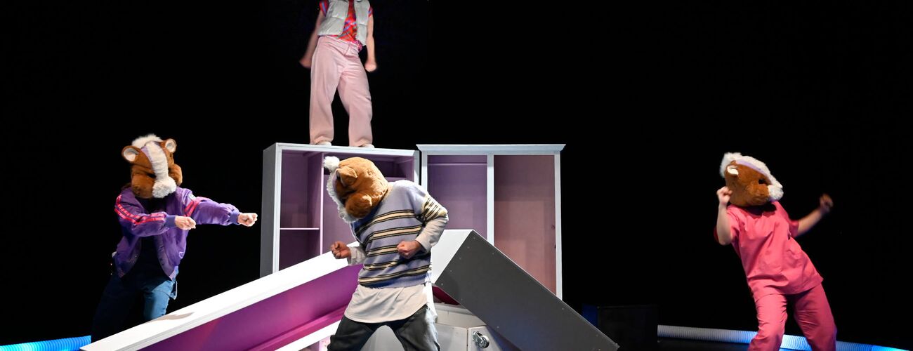 Theater Strahl "Hamsterrad"