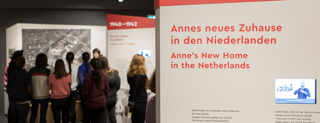 BesucherInnen Ausstellung © Mandy Kloetzer